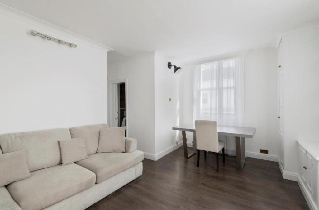 Knightsbridge 1 Bedroom Apartment - Near Harrods room 2